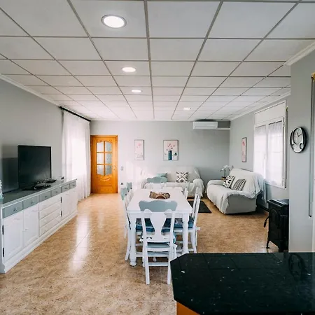 Ceguet Apartment *