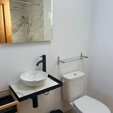 Ceguet Apartment *